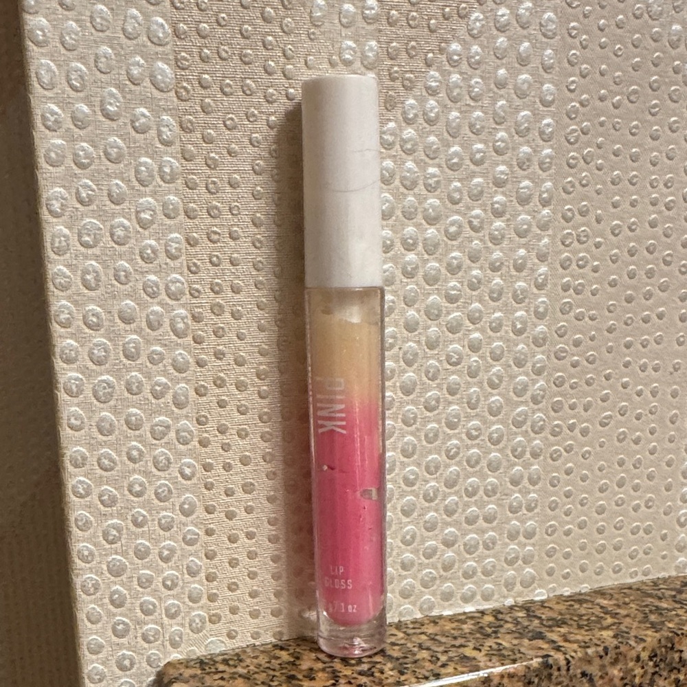 Victoria's Secret Pink Pout lip gloss